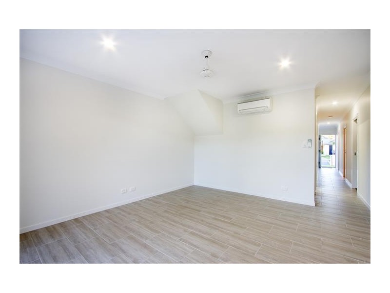 42 Abell Road, Cannonvale QLD 4802