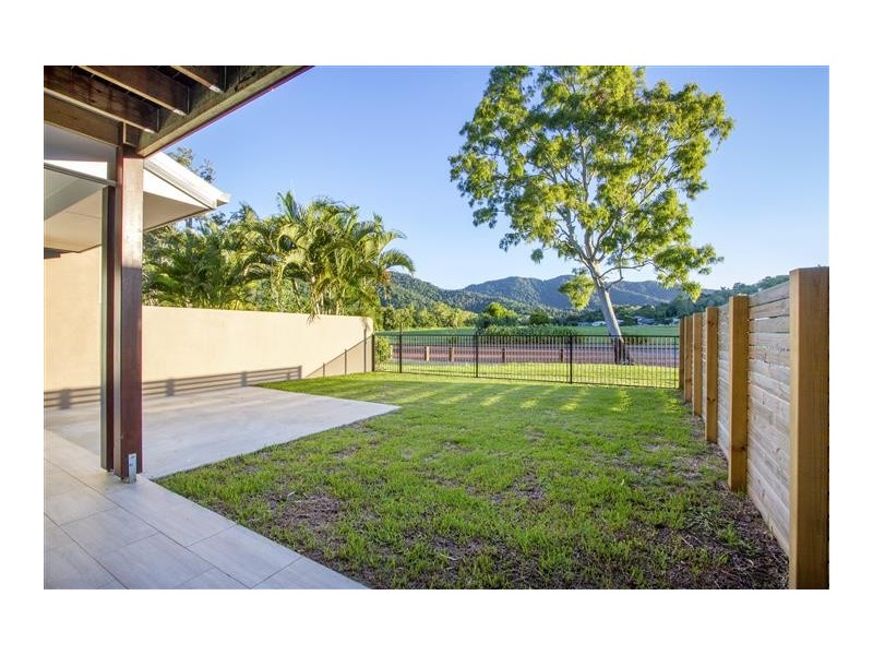 42 Abell Road, Cannonvale QLD 4802