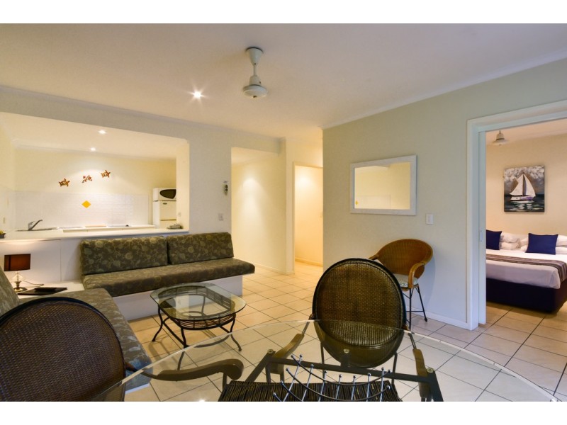 10/2 Erromango Drive, Jubilee Pocket QLD 4802