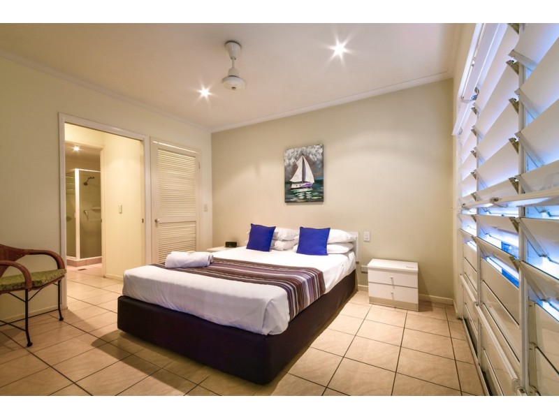 10/2 Erromango Drive, Jubilee Pocket QLD 4802