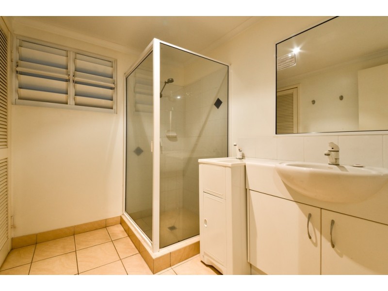 10/2 Erromango Drive, Jubilee Pocket QLD 4802