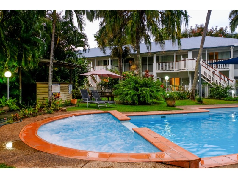 10/2 Erromango Drive, Jubilee Pocket QLD 4802