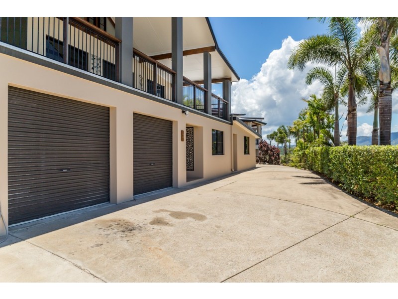 3 Whitehaven Crescent, Cannonvale QLD 4802