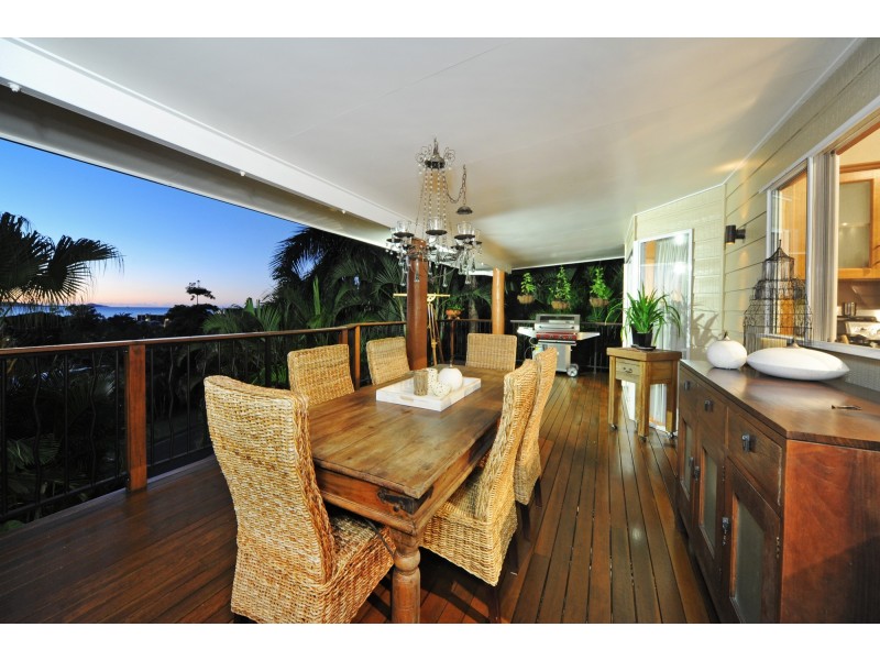 35 Jones Road, Cannonvale QLD 4802