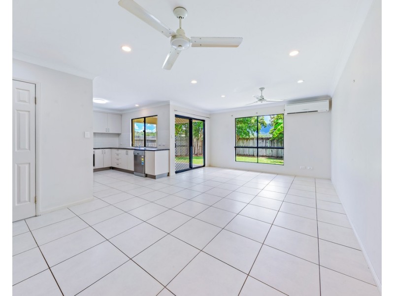 1and2/62 South Molle Boulevard, Cannonvale QLD 4802