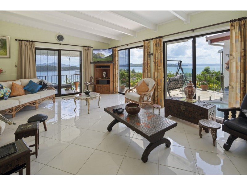 5 Shutehaven Close, Shute Harbour QLD 4802