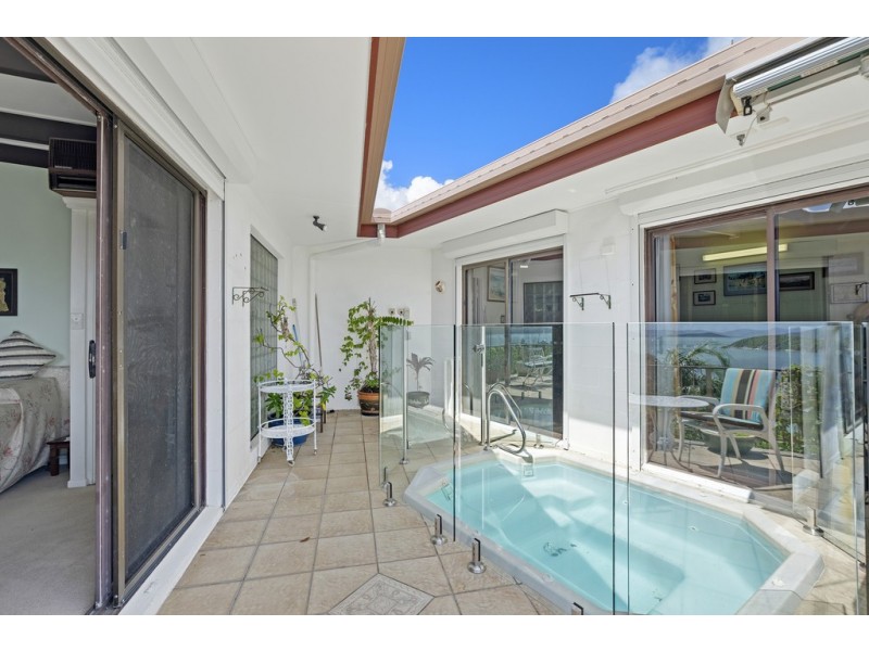 5 Shutehaven Close, Shute Harbour QLD 4802