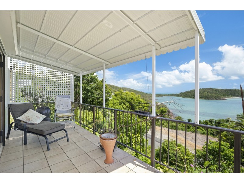 5 Shutehaven Close, Shute Harbour QLD 4802