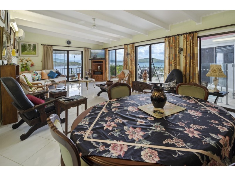 5 Shutehaven Close, Shute Harbour QLD 4802