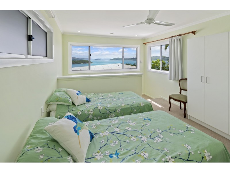 5 Shutehaven Close, Shute Harbour QLD 4802