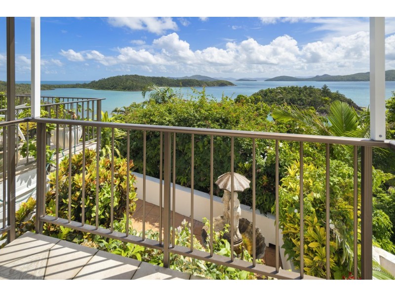 5 Shutehaven Close, Shute Harbour QLD 4802