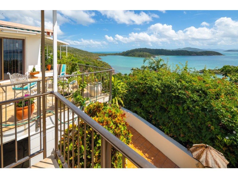 5 Shutehaven Close, Shute Harbour QLD 4802