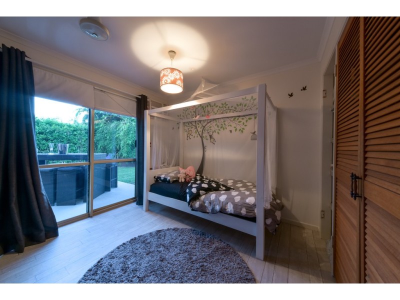 27 Tropic Road, Cannonvale QLD 4802