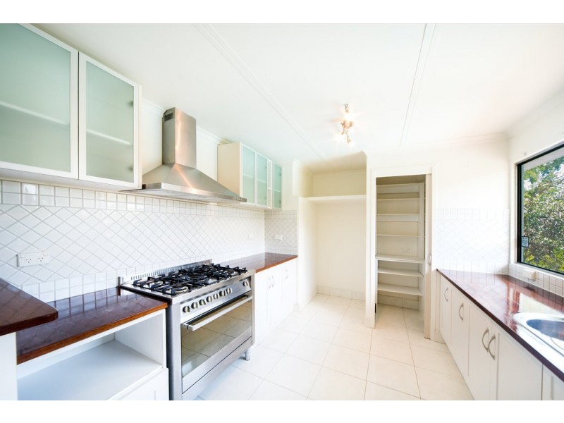 215 Strathdickie Road, Strathdickie QLD 4800