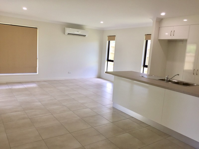 19 Trader, Cannonvale QLD 4802