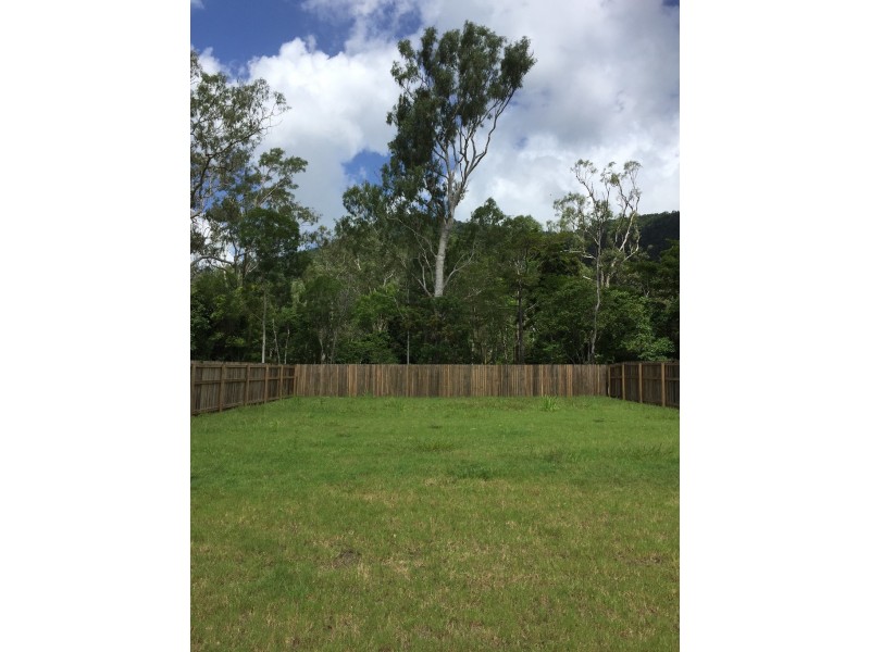 19 Trader, Cannonvale QLD 4802