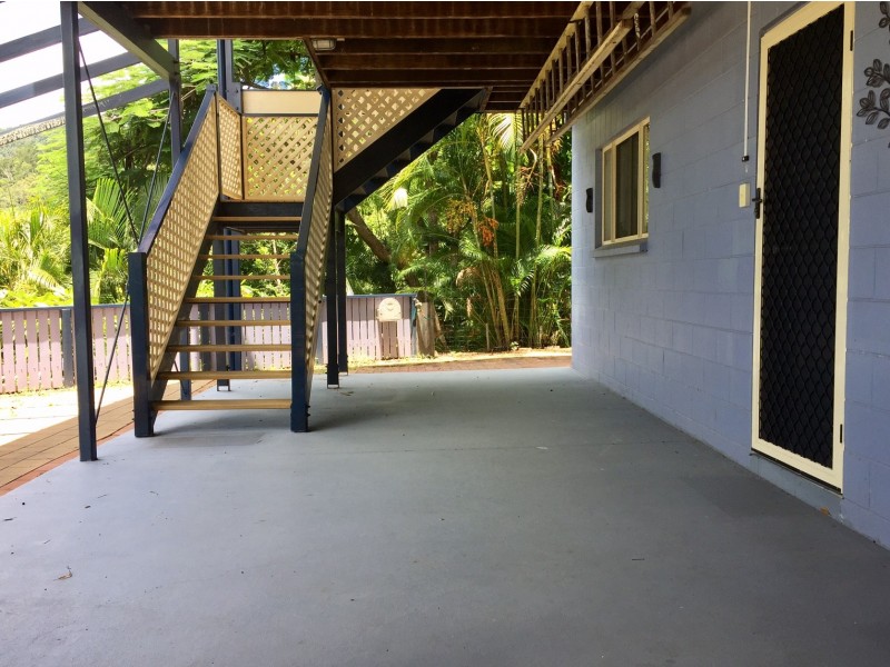 10 Arundel Court, Cannonvale QLD 4802