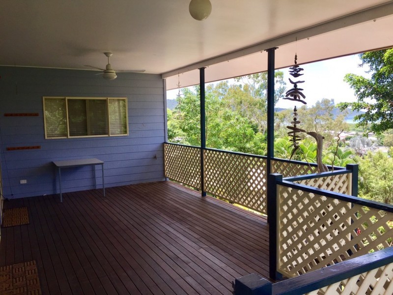 10 Arundel Court, Cannonvale QLD 4802