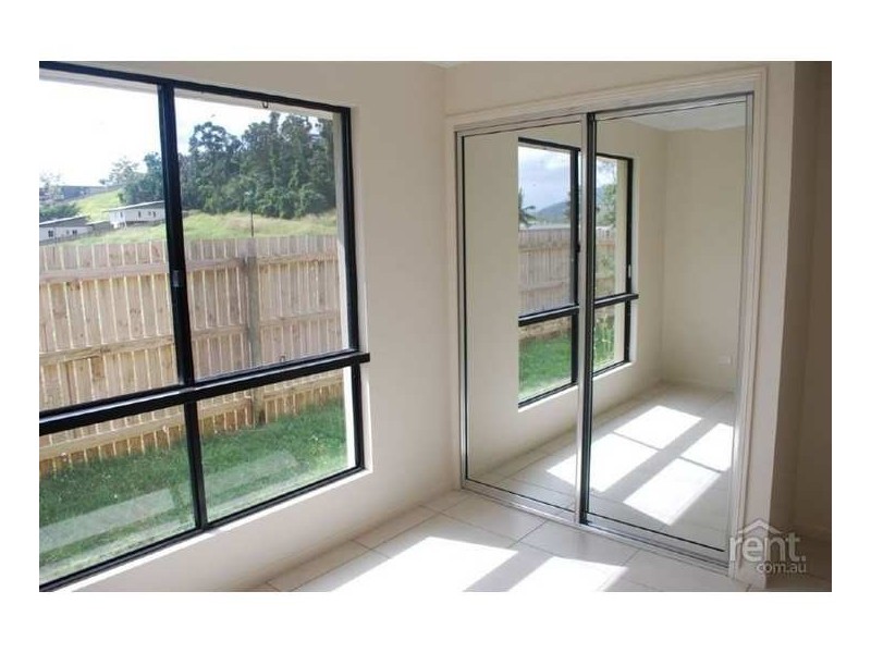 2/62 South Molle Boulevard, Cannonvale QLD 4802