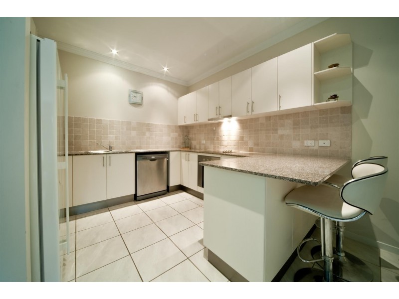 60/21 Shute Harbour Road, Cannonvale QLD 4802
