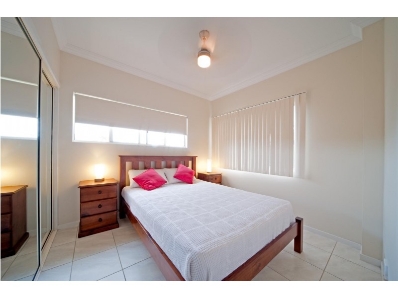 60/21 Shute Harbour Road, Cannonvale QLD 4802