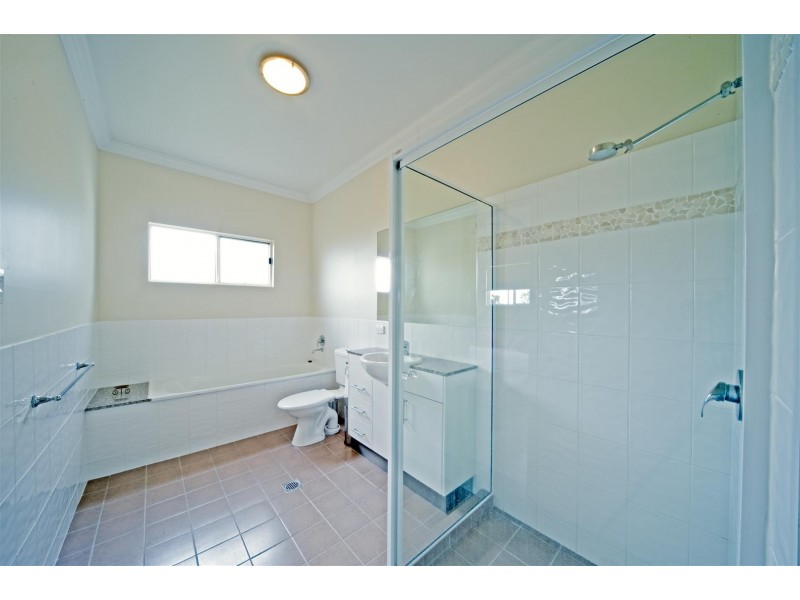 60/21 Shute Harbour Road, Cannonvale QLD 4802