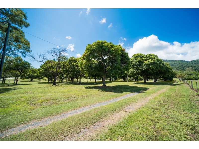 1691 Conway Road, Conway QLD 4800