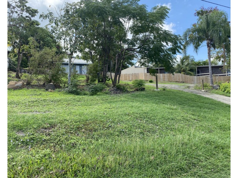 148 – 150 Shute Harbour Road, Cannonvale QLD 4802