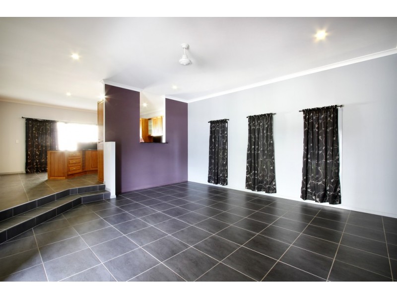 1 Armada Crescent, Jubilee Pocket QLD 4802