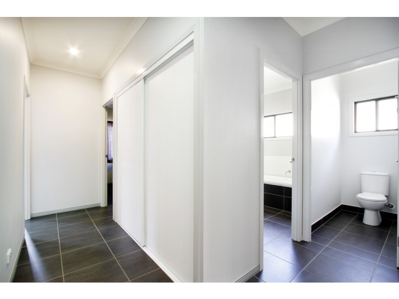 1 Armada Crescent, Jubilee Pocket QLD 4802