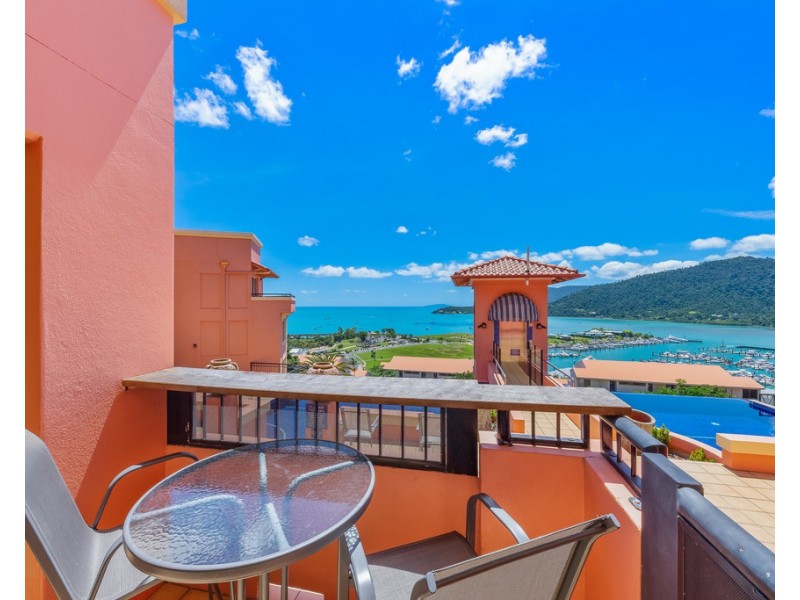 10/18 Golden Orchid Drive, Airlie Beach QLD 4802