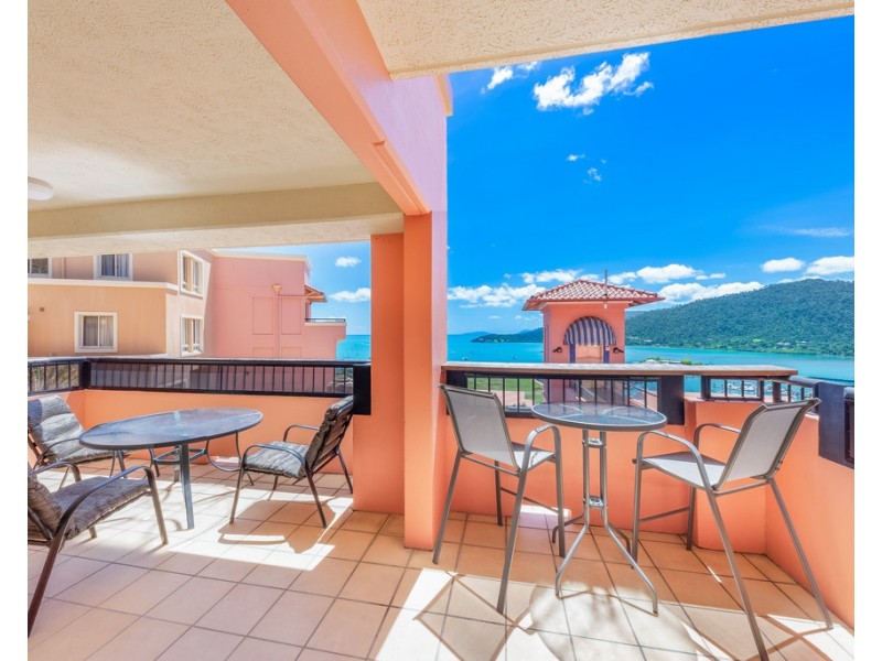 10/18 Golden Orchid Drive, Airlie Beach QLD 4802