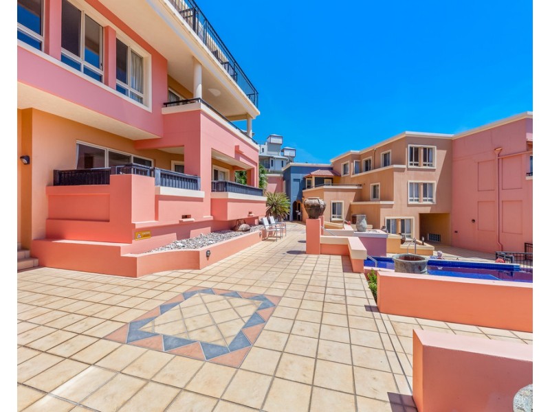 10/18 Golden Orchid Drive, Airlie Beach QLD 4802