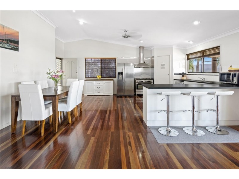 61 Eshelby Drive, Cannonvale QLD 4802