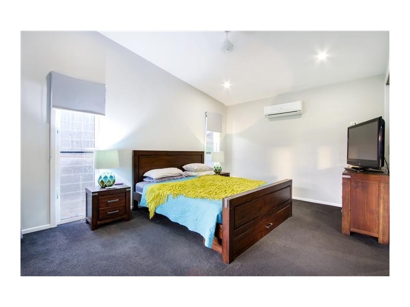7 Pearl Street, Cannonvale QLD 4802