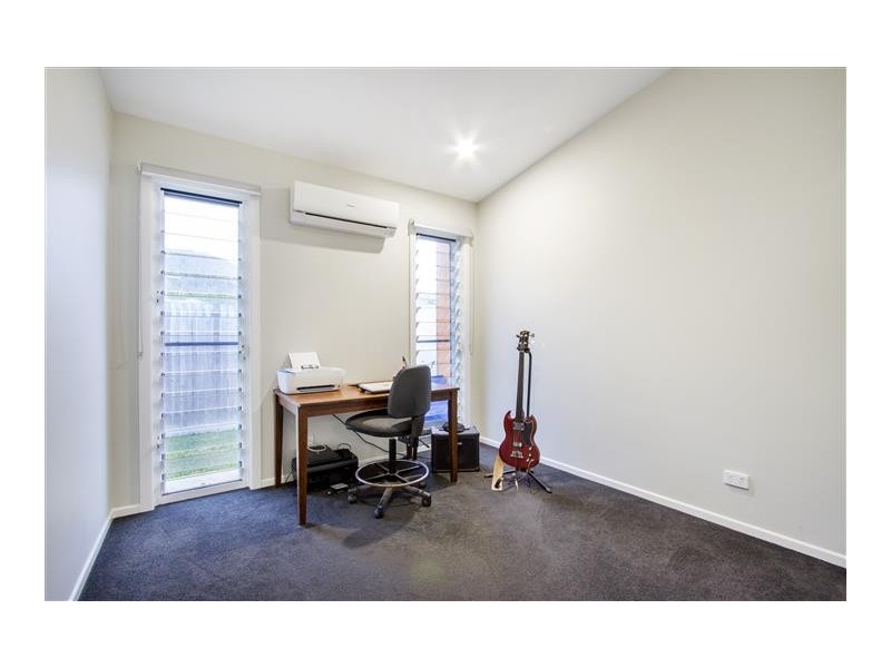 7 Pearl Street, Cannonvale QLD 4802