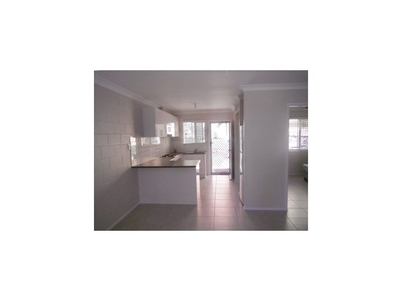 11/28 Island Drive, Cannonvale QLD 4802