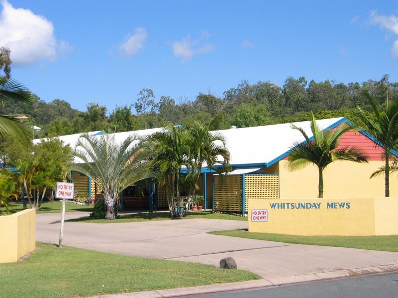 11/28 Island Drive, Cannonvale QLD 4802