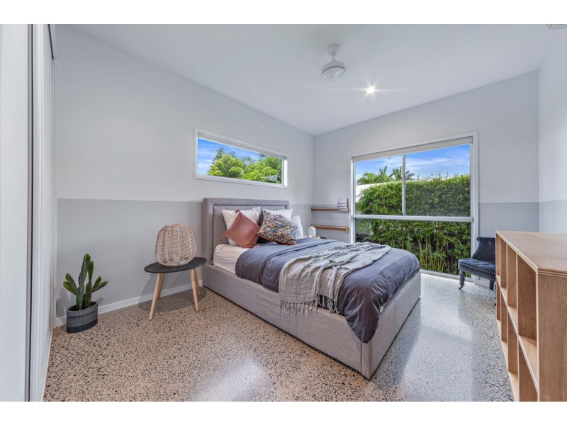 7 Ryben Court, Cannonvale QLD 4802