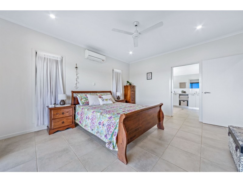 200 Staniland Drive, Strathdickie QLD 4800