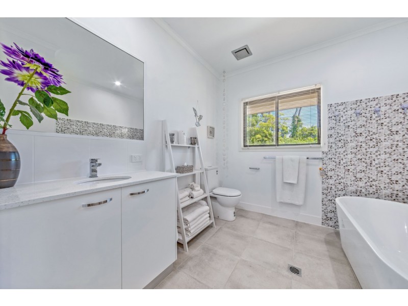 200 Staniland Drive, Strathdickie QLD 4800