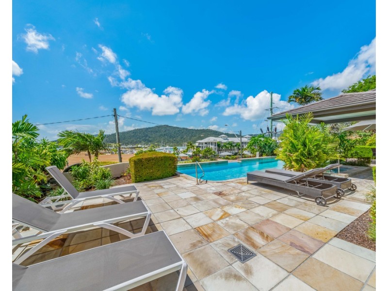 4/406 Shute Harbour Road, Airlie Beach QLD 4802