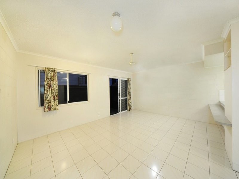 2/169 Shute Harbour Road, Cannonvale QLD 4802
