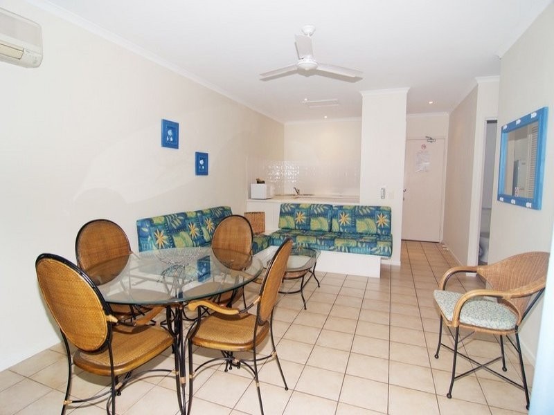 20 and 20a/2 Erromango Drive, Jubilee Pocket QLD 4802