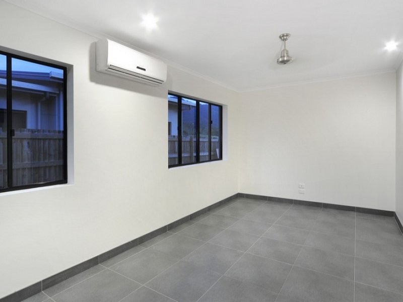 59 Parker Road, Cannonvale QLD 4802
