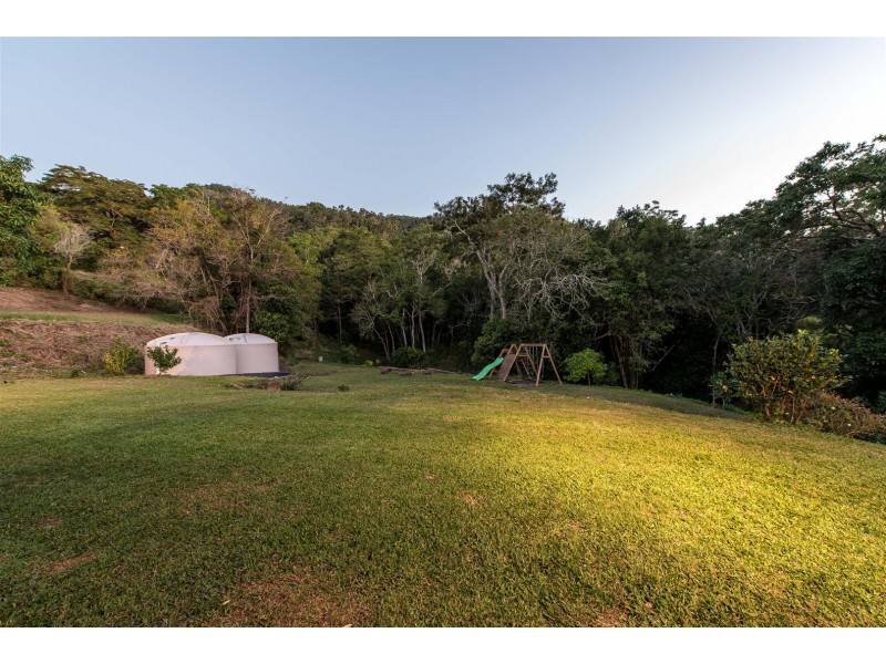 64 Hibiscus Road, Cannonvale QLD 4802