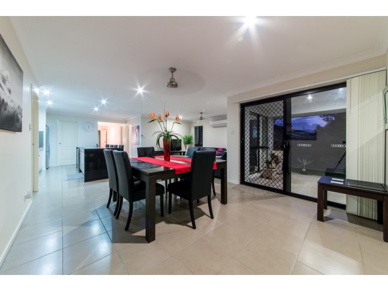 15 Ryben Court, Cannonvale QLD 4802