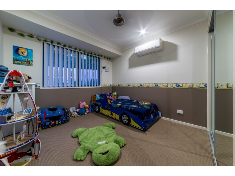 15 Ryben Court, Cannonvale QLD 4802