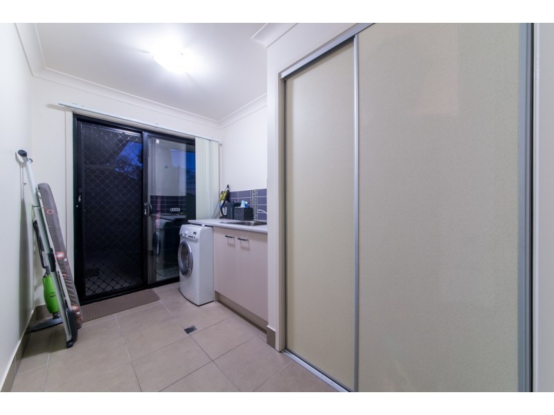 15 Ryben Court, Cannonvale QLD 4802