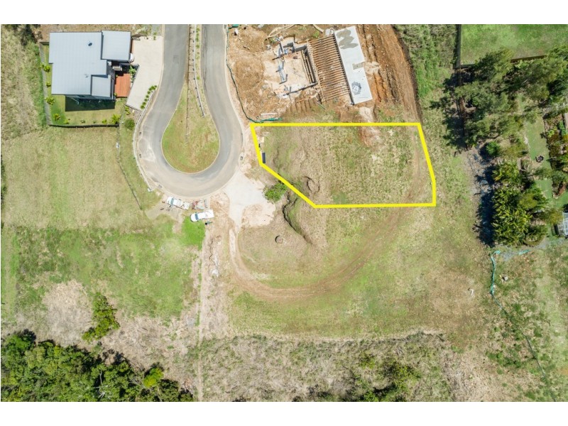 19 Whitehaven Crescent, Cannonvale QLD 4802